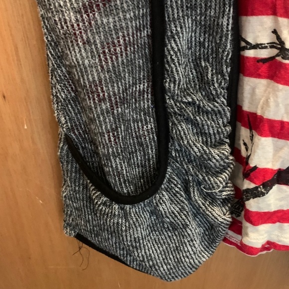 Lot of 2 BKE TOPS - Picture 2 of 4